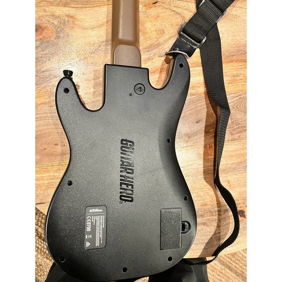 Guitar Hero Live Guitar for XBOX 360/PS4 - Black No Dongle - Picture 2 of 3